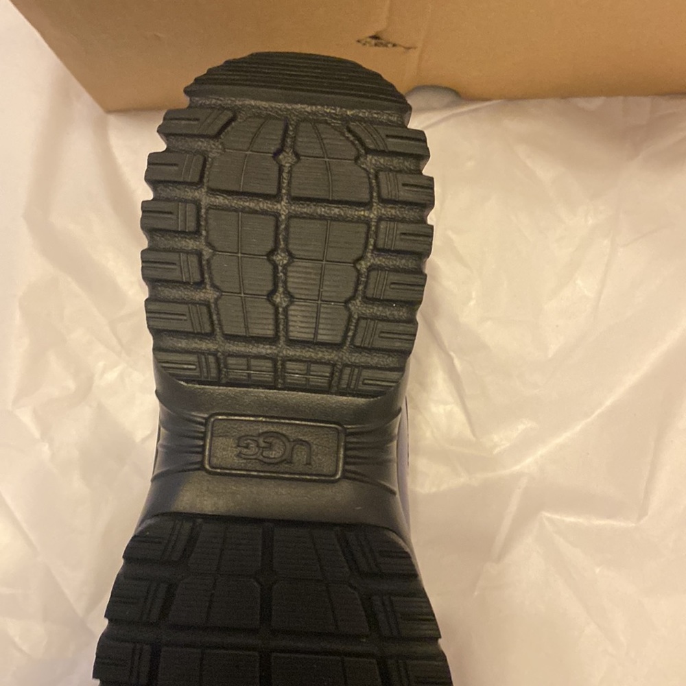Ugg Yose Puff Snow Boots - Picture 7 of 8